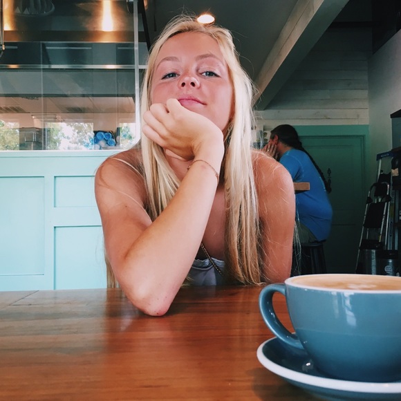 Meet your Posher, Reine - Picture 1 of 1